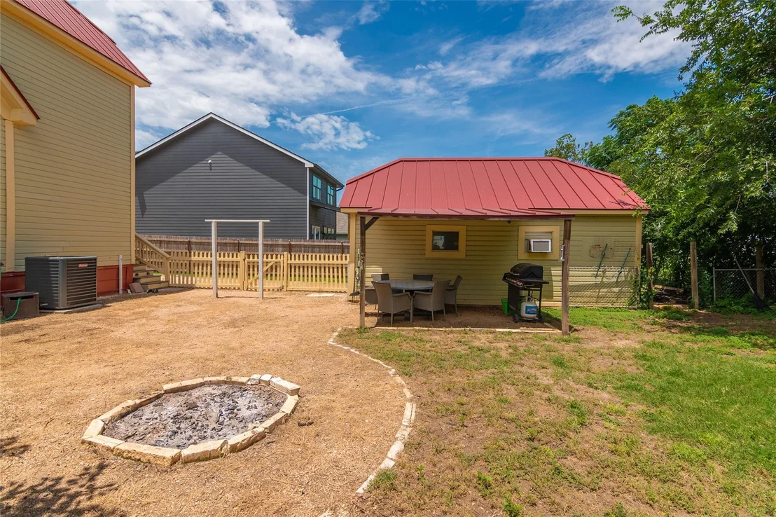Photo of 204 Prim Rose ST
