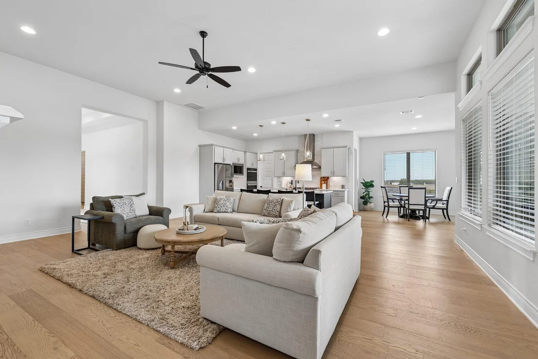Photo of 130 Firethorn LOOP