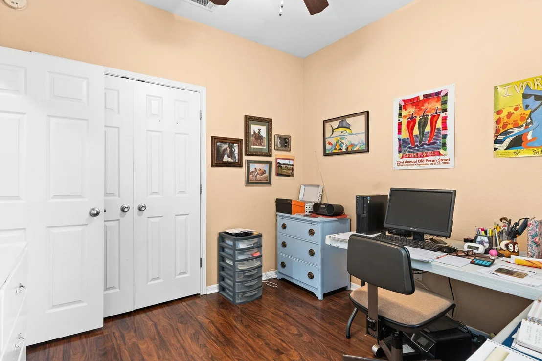 Photo of 1704 Walker Place BLVD