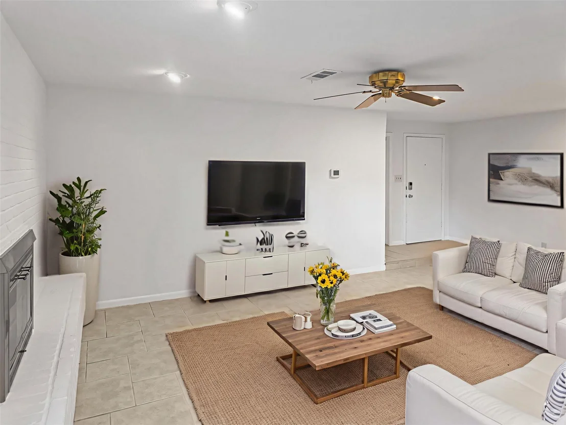 Photo of 11802 Highland Oaks TRL