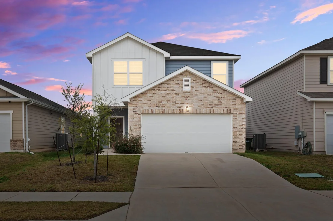 Photo of 109 Gray Fox LOOP