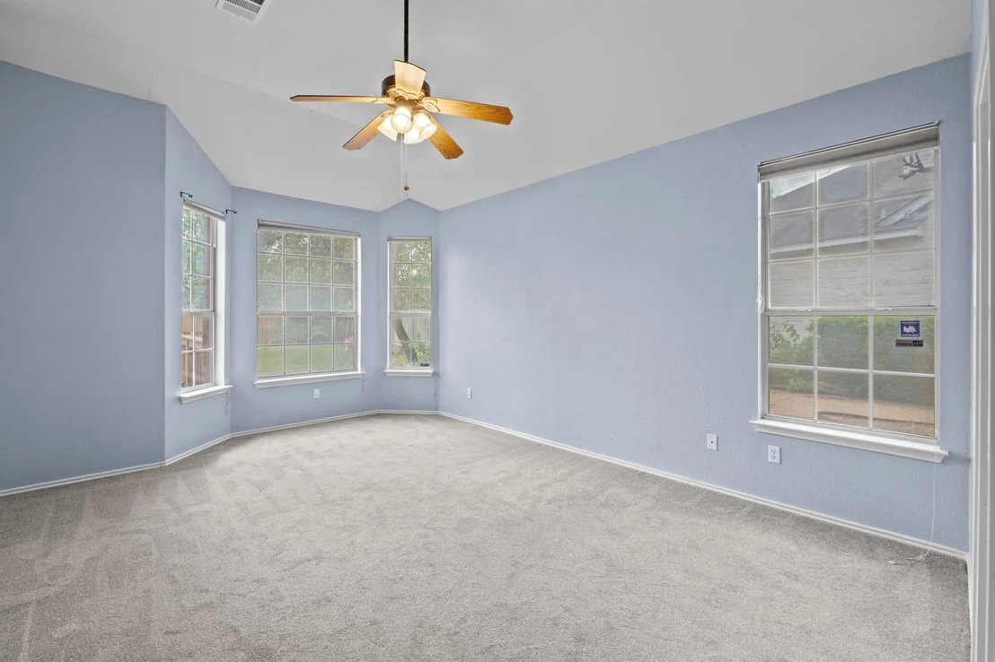 Photo of 8605 Axis DR