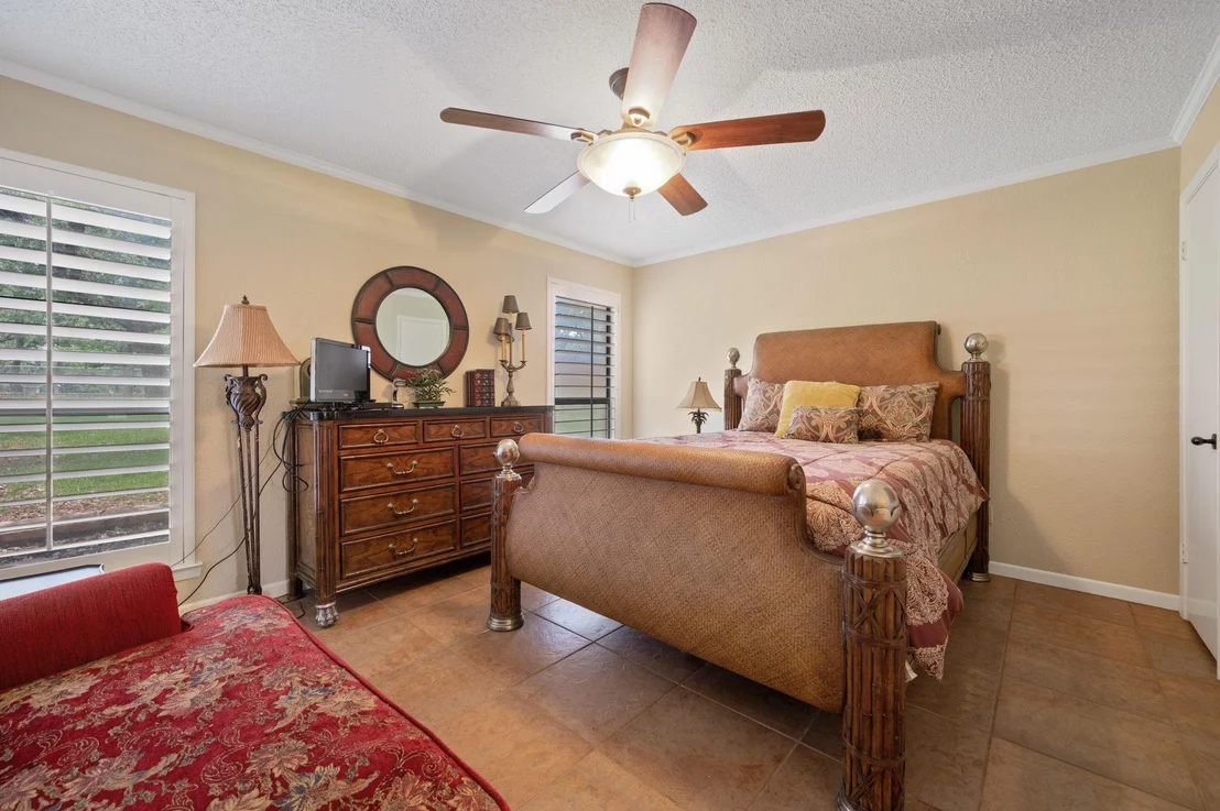 Photo of 109 Sunset CIR