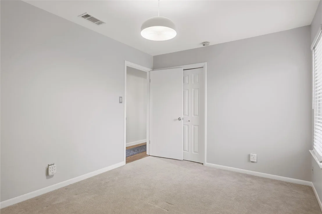 Photo of 6802 Pioneer PL