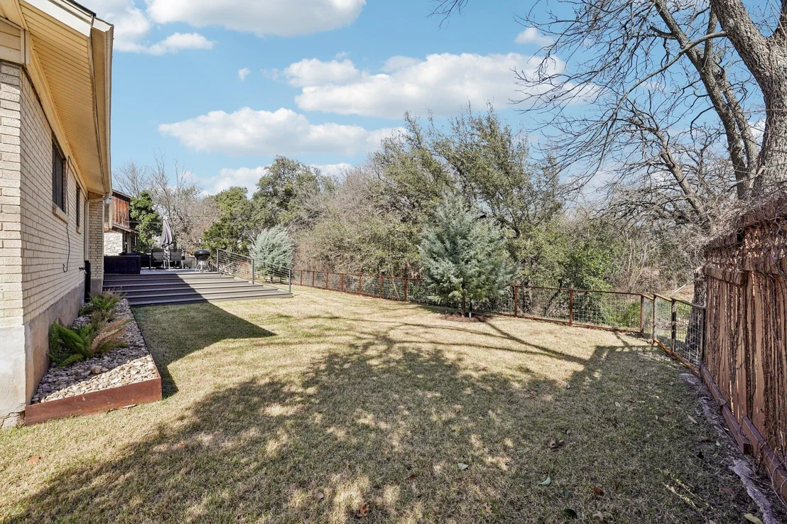 Photo of 6509 Northeast DR