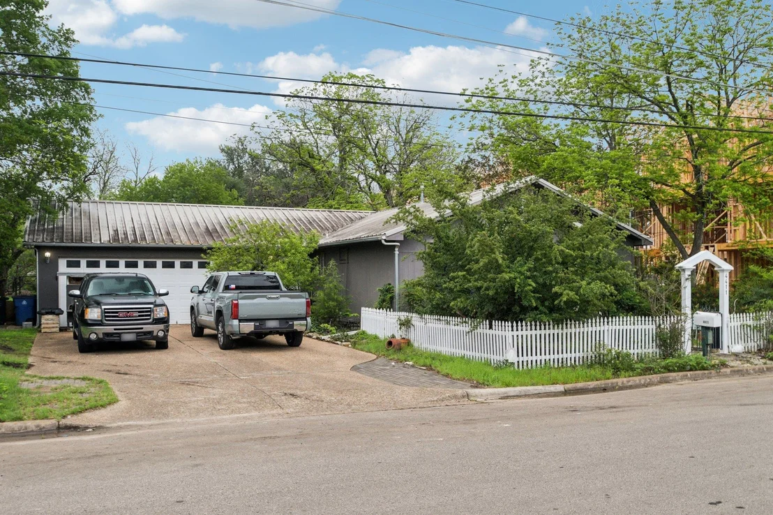 Photo of 4411 Banister LN