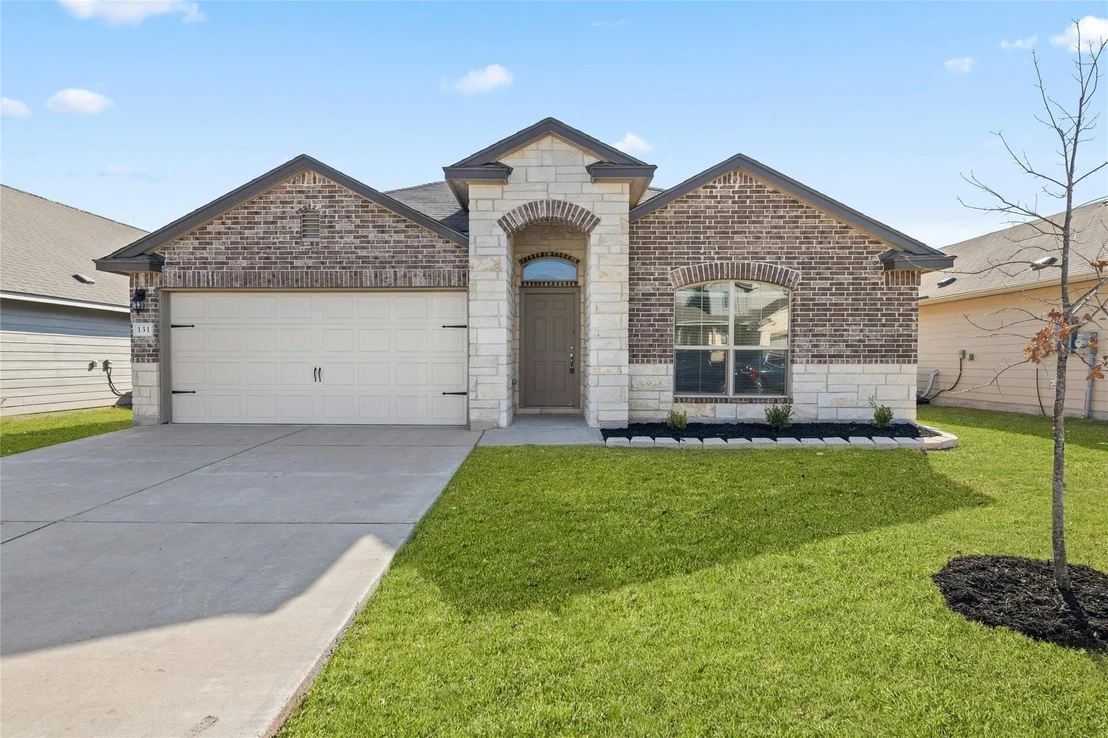 Photo of 131 Nathaniel DR