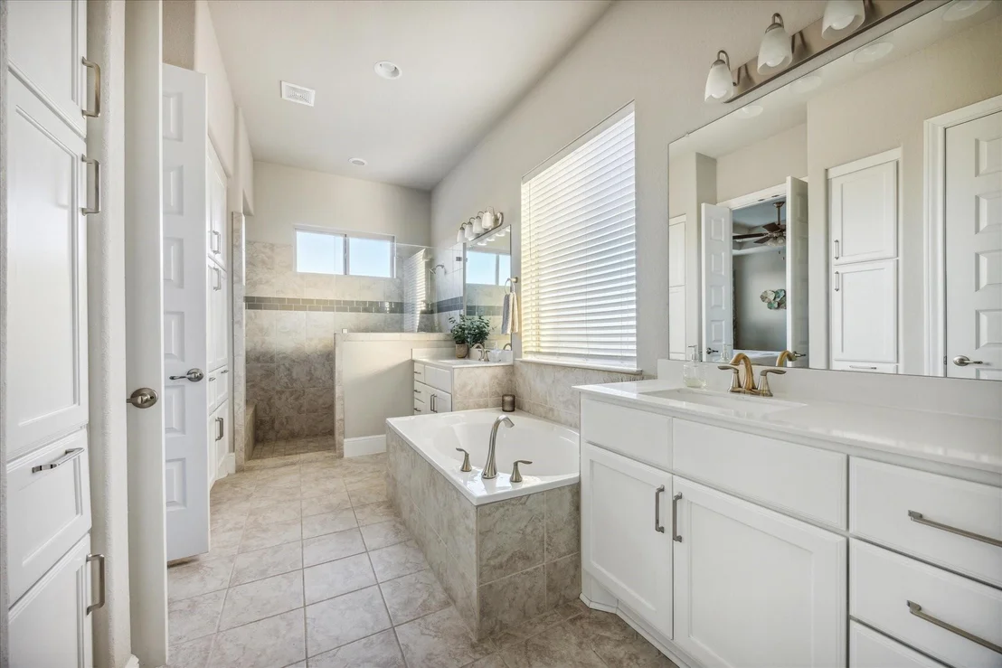 Photo of 3214 Scenic Valley DR