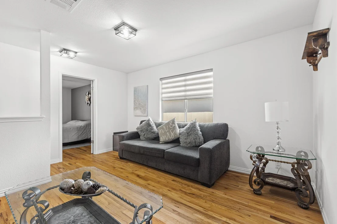 Photo of 615 Barbara WAY