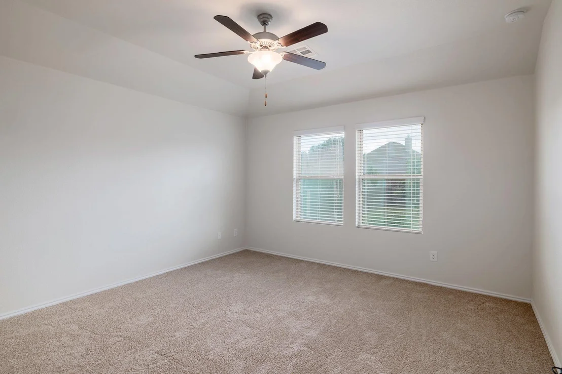 Photo of 824 Tabernash DR