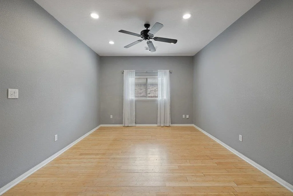 Photo of 347 Spring DR