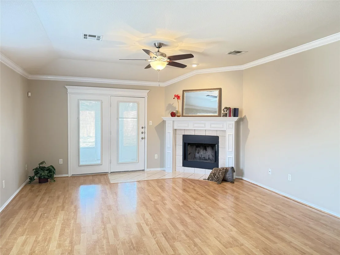 Photo of 2110 Thunderbird DR