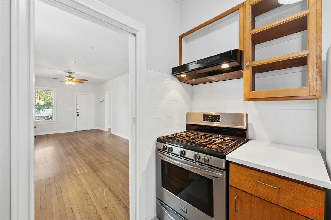 Photo of 2301 W 10th ST