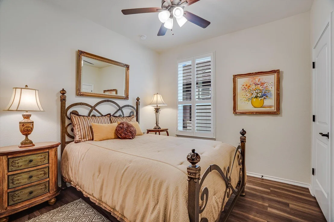 Photo of 213 Coachsmith ST