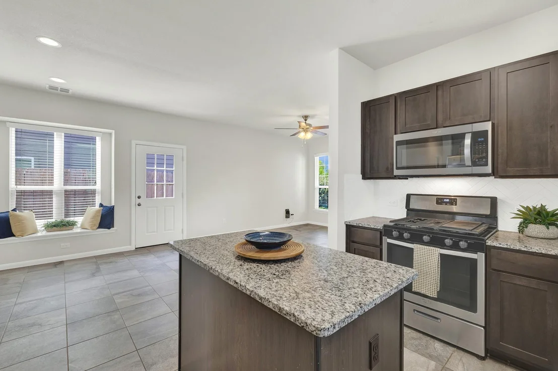 Photo of 109 Bosque DR