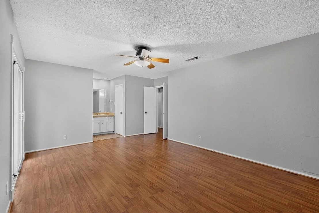 Photo of 1002 Adventure LN