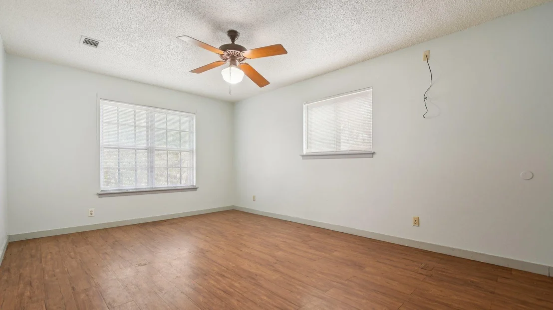 Photo of 8401 Tecumseh DR