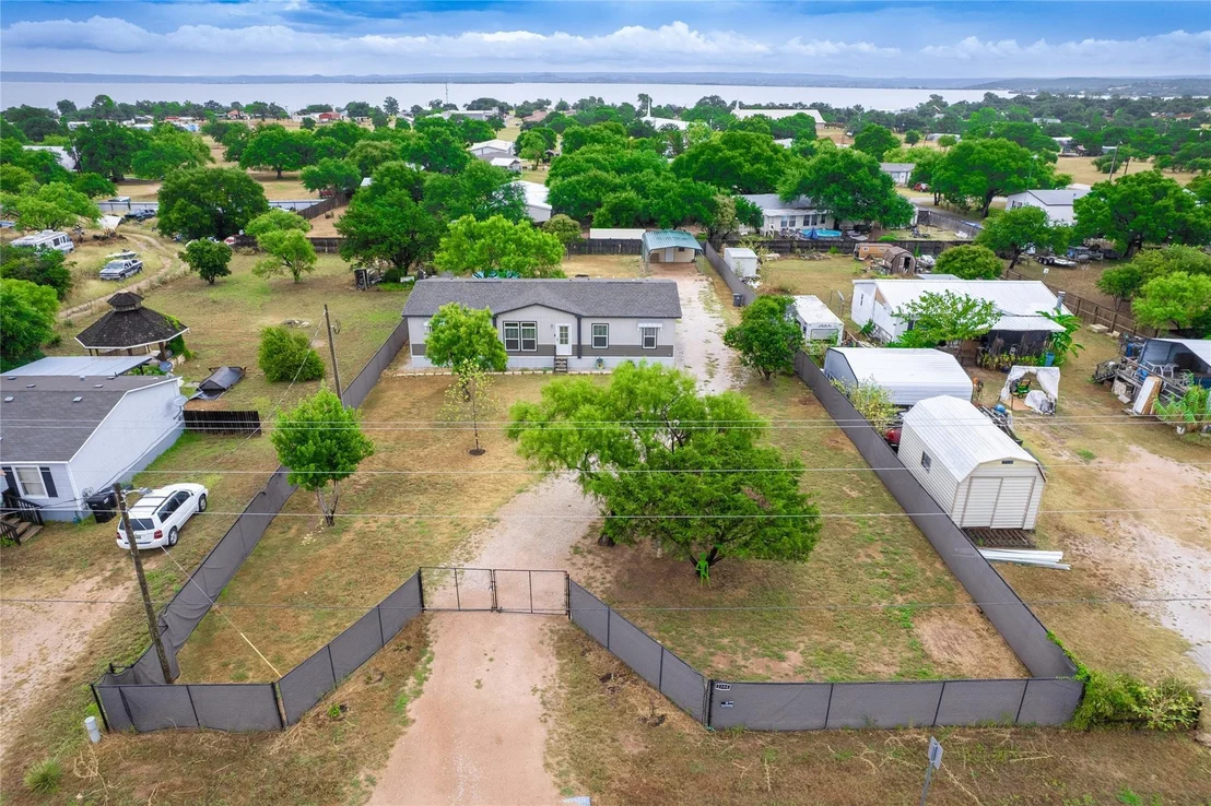 Photo of 1106 Hi Line DR