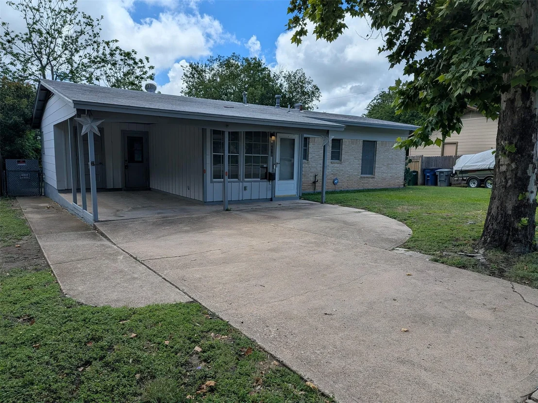 Photo of 8507 Contour DR