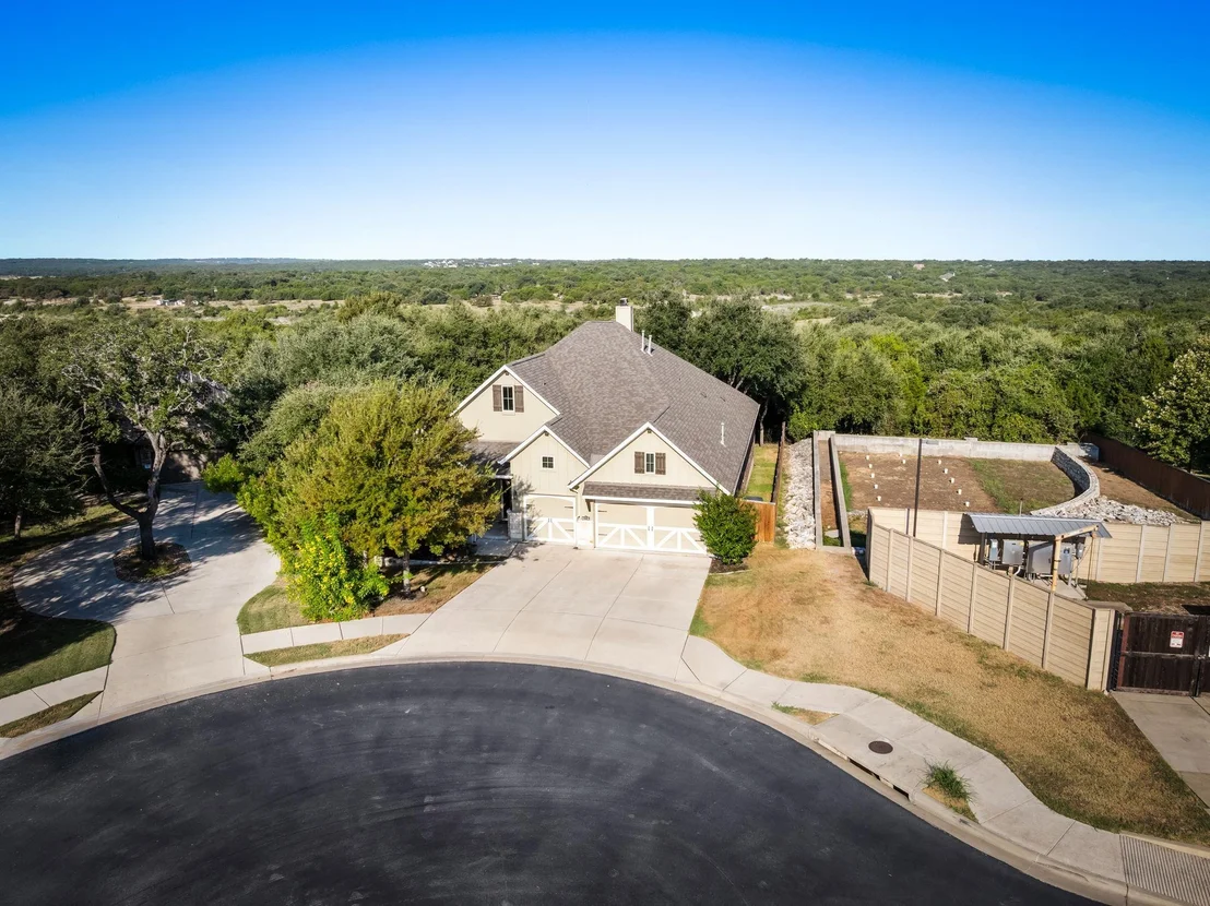Photo of 140 Lake Rim CIR