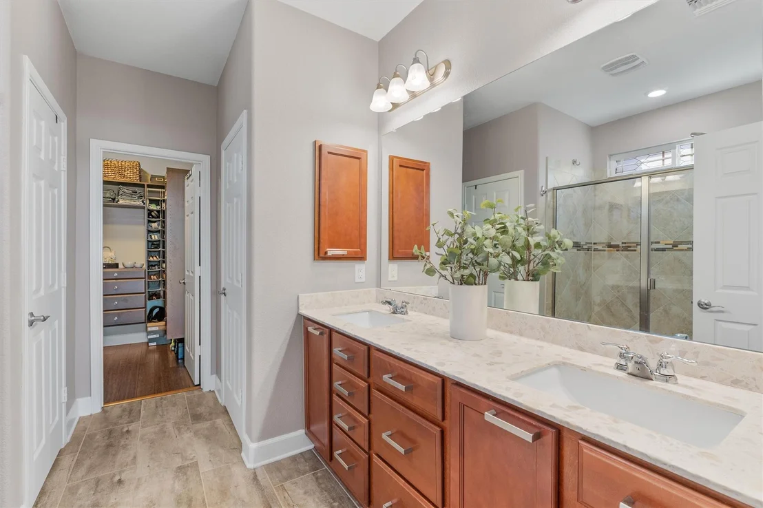 Photo of 1055 Toltec TRL
