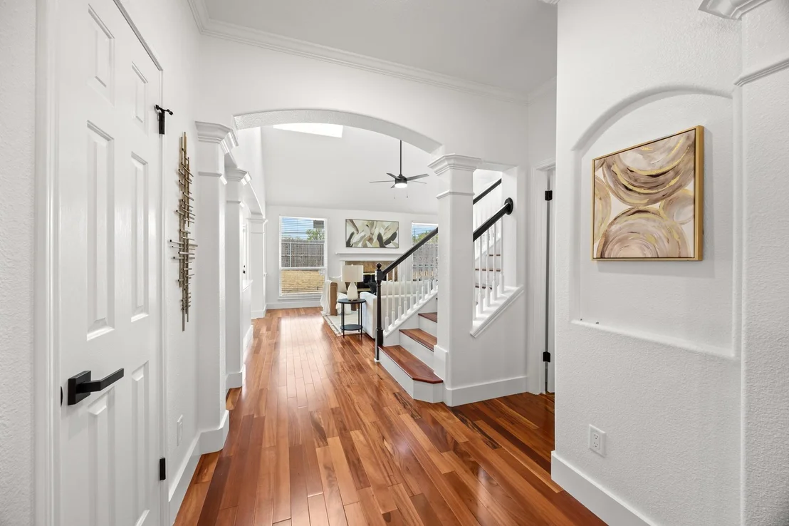 Photo of 1245 Lacey Oak LOOP