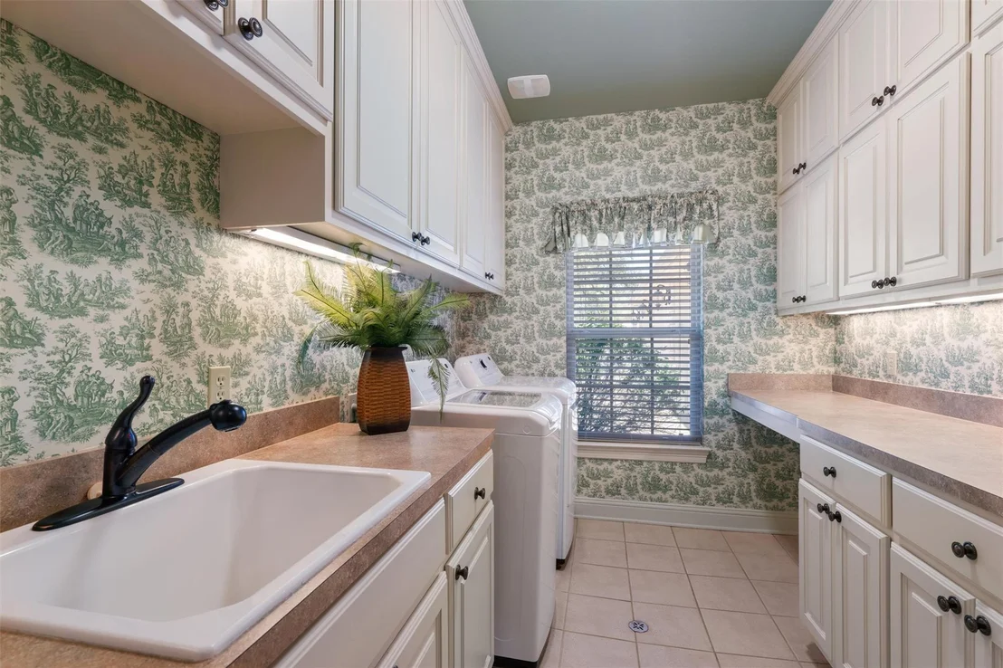Photo of 204 Orion RD