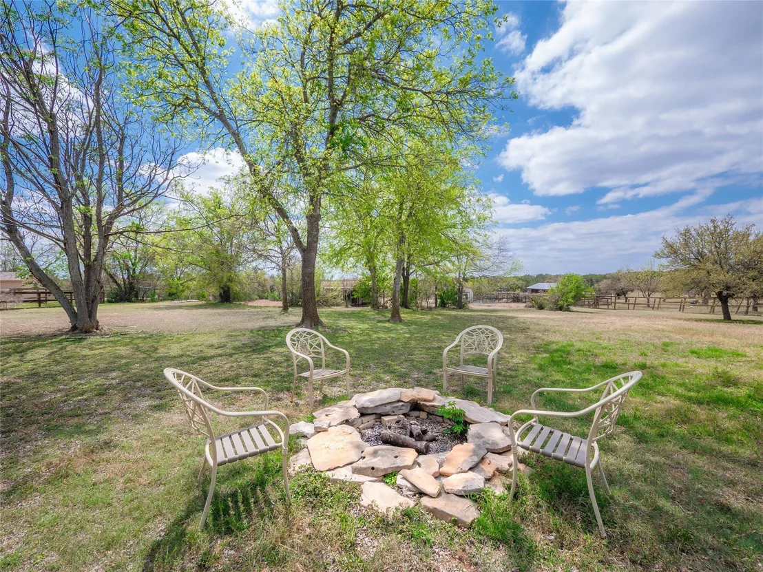 Photo of 718 Post Oak DR