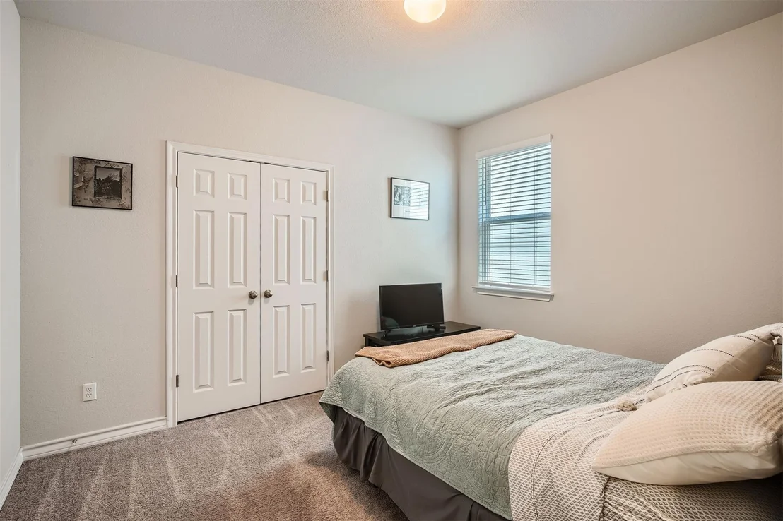 Photo of 1909 Jacey WAY