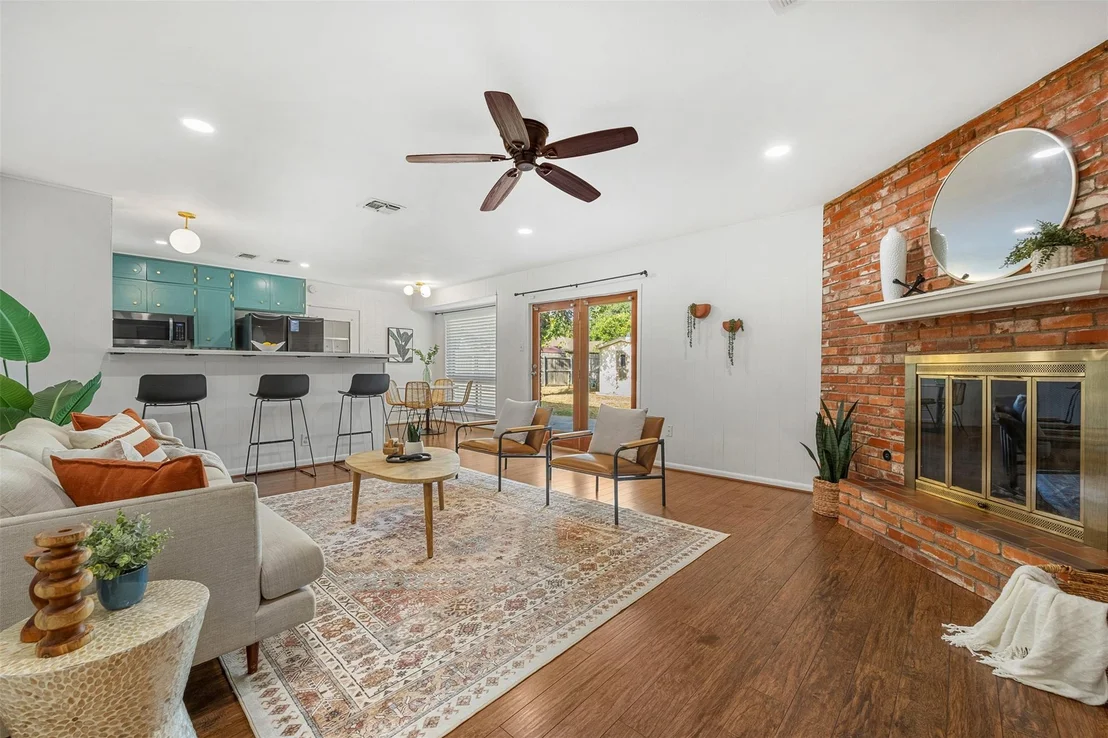 Photo of 4505 Spanish Oak RD