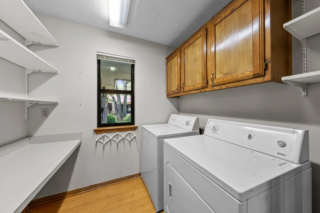 Photo of 203 Settlers DR