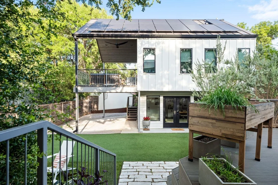 Photo of 1105 Travis Heights BLVD