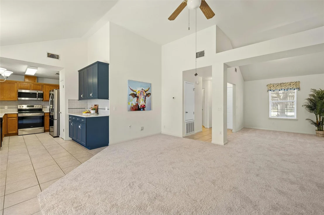 Photo of 512 Millcreek LN