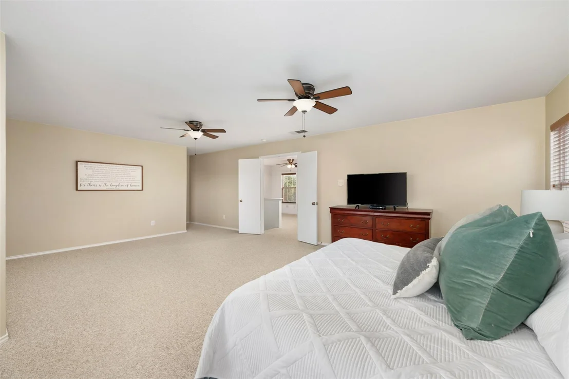 Photo of 200 Deercreek LN
