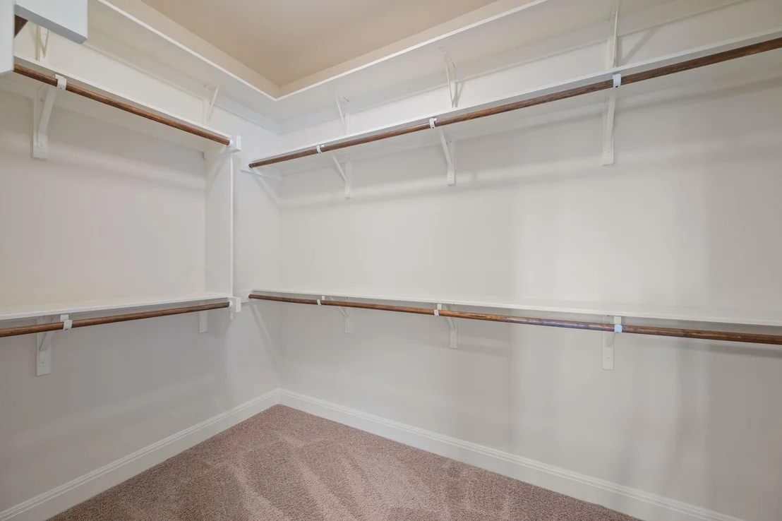 Photo of 102 Cedar Glen CV