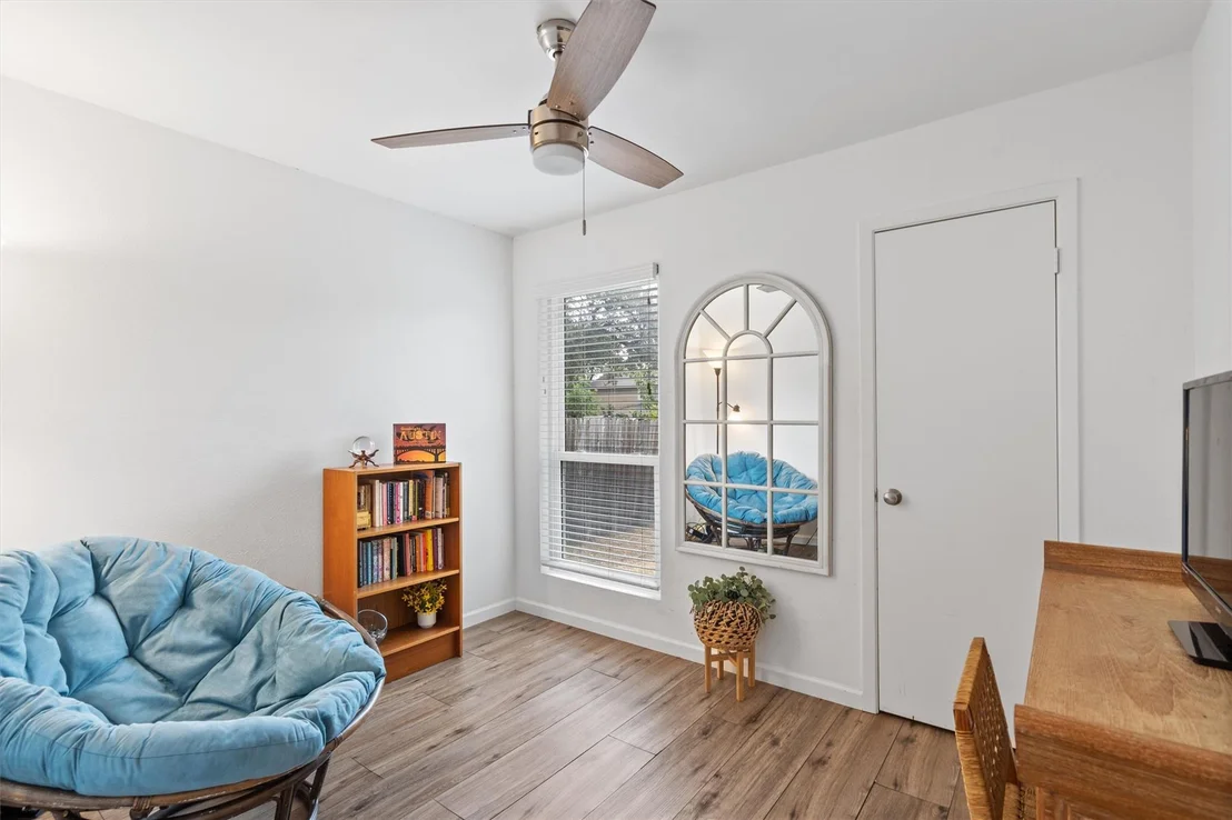 Photo of 705 Chestnut XING