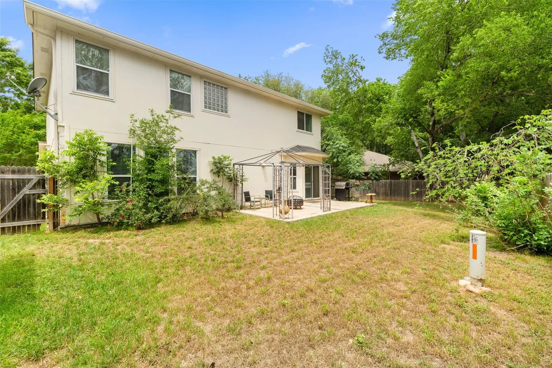 Photo of 407 N Lori CIR