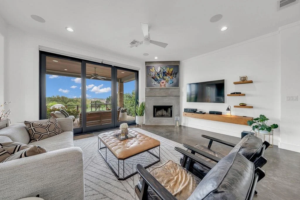 Photo of 1450 Hawthorne LOOP