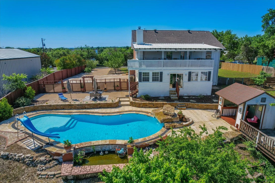 Photo of 131 High Gabriel DR