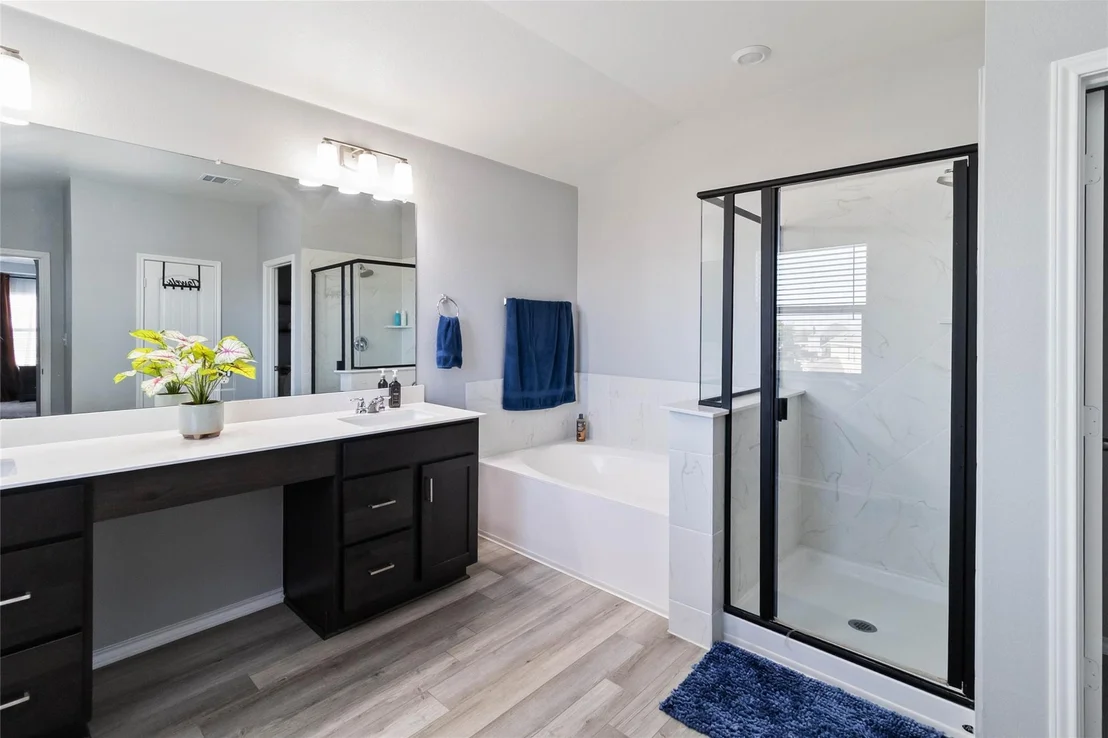 Photo of 101 Redcliff PATH