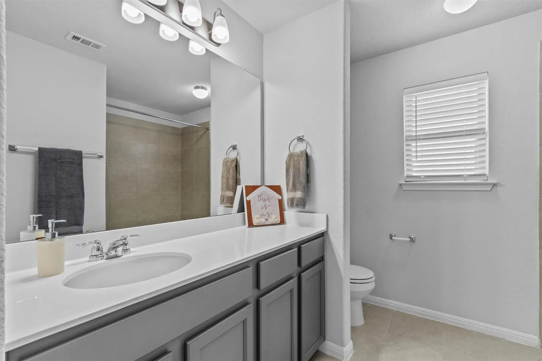 Photo of 520 Betty Ann WAY