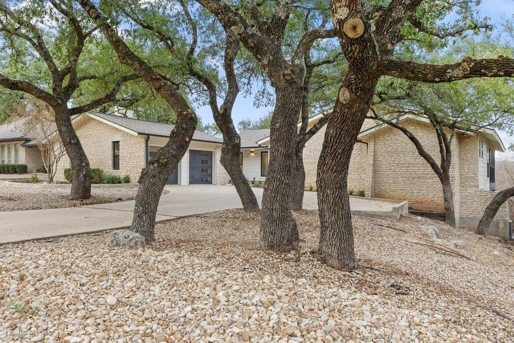 Photo of 408 Rolling Green DR
