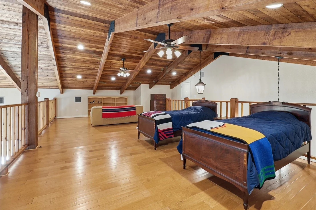 Photo of 450 Threadgill Ranch RD