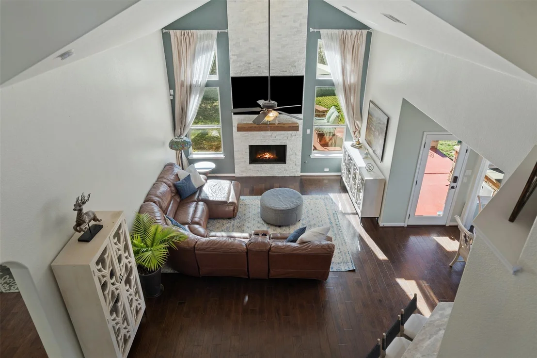 Photo of 302 Bellagio DR