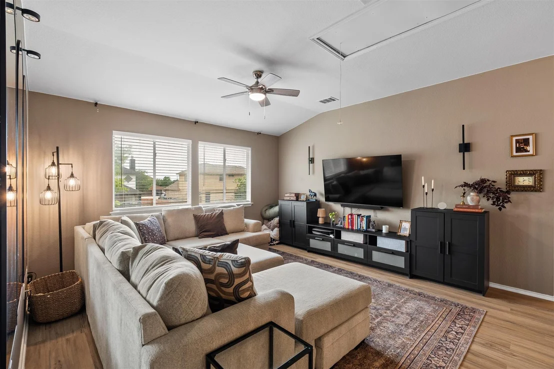 Photo of 7107 Kevin DR