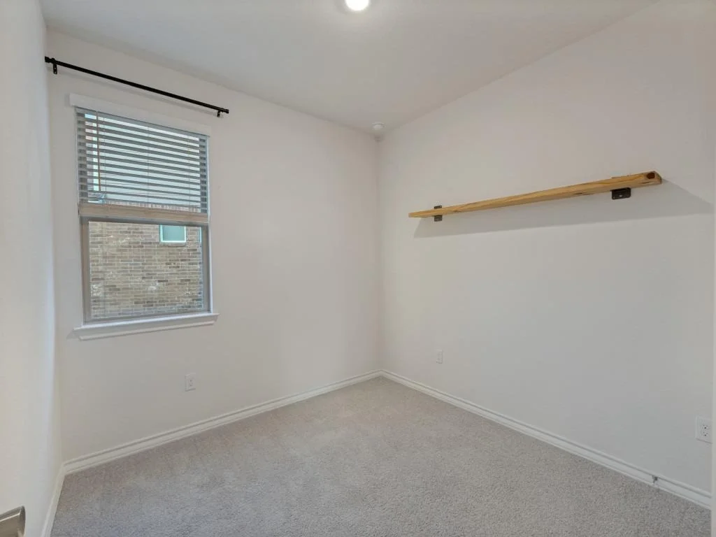Photo of 11610 Connaught CV