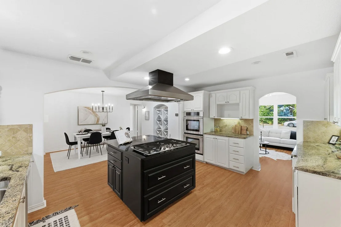Photo of 6701 Lexington RD