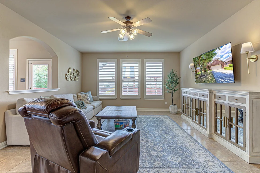 Photo of 271 Middle Creek DR