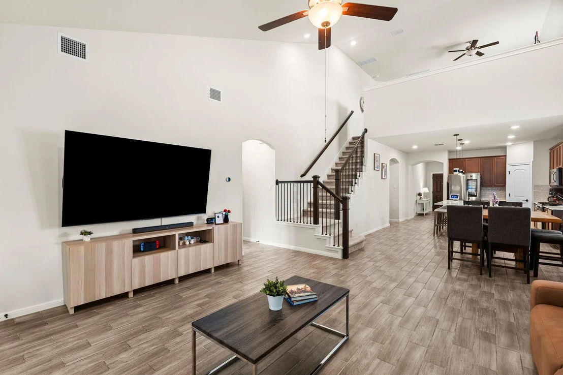 Photo of 548 Purple Heart DR