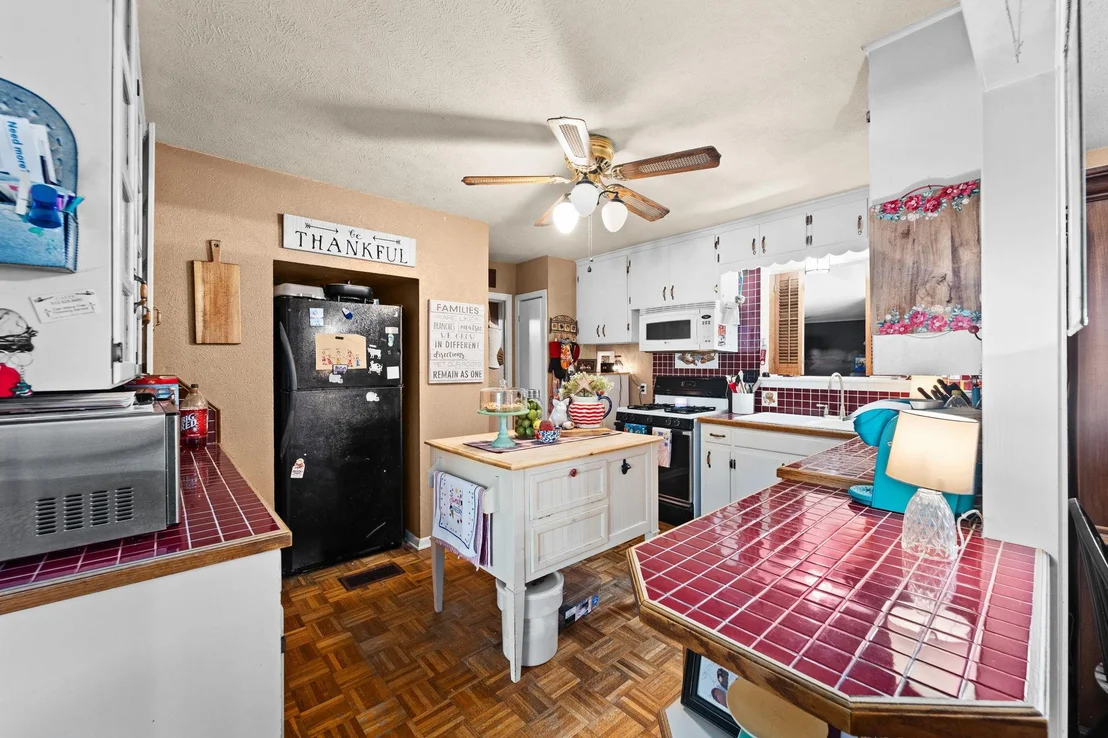 Photo of 47 Sue Ann DR